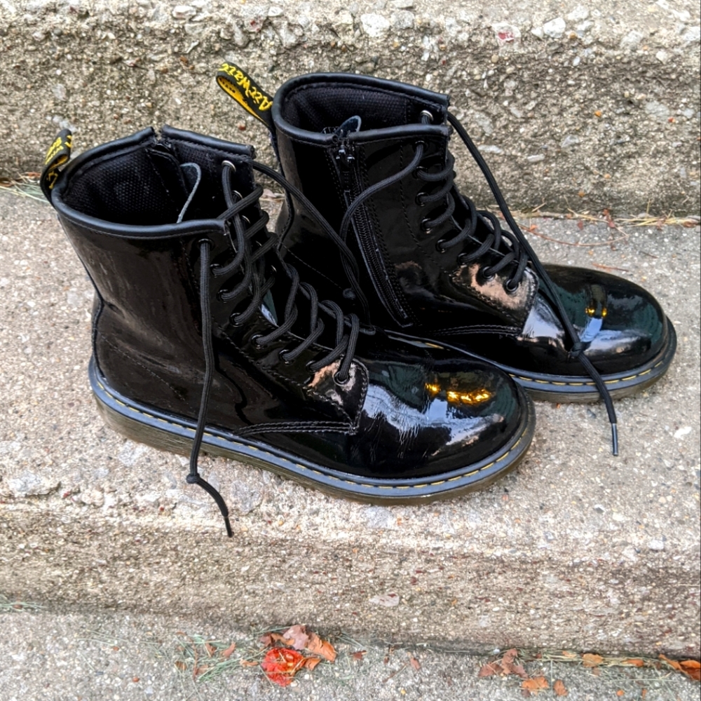 Dr Martens Black Patent Boots Sz Men 6 Women 7